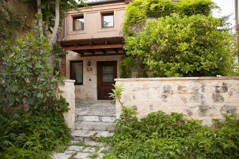 Kalimera Archanes Village Hotel