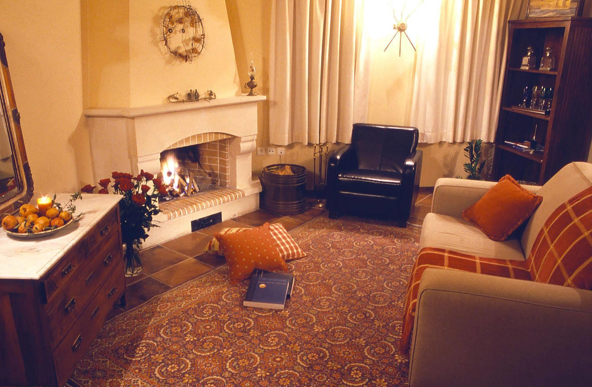 Kalimera Archanes Village 4*