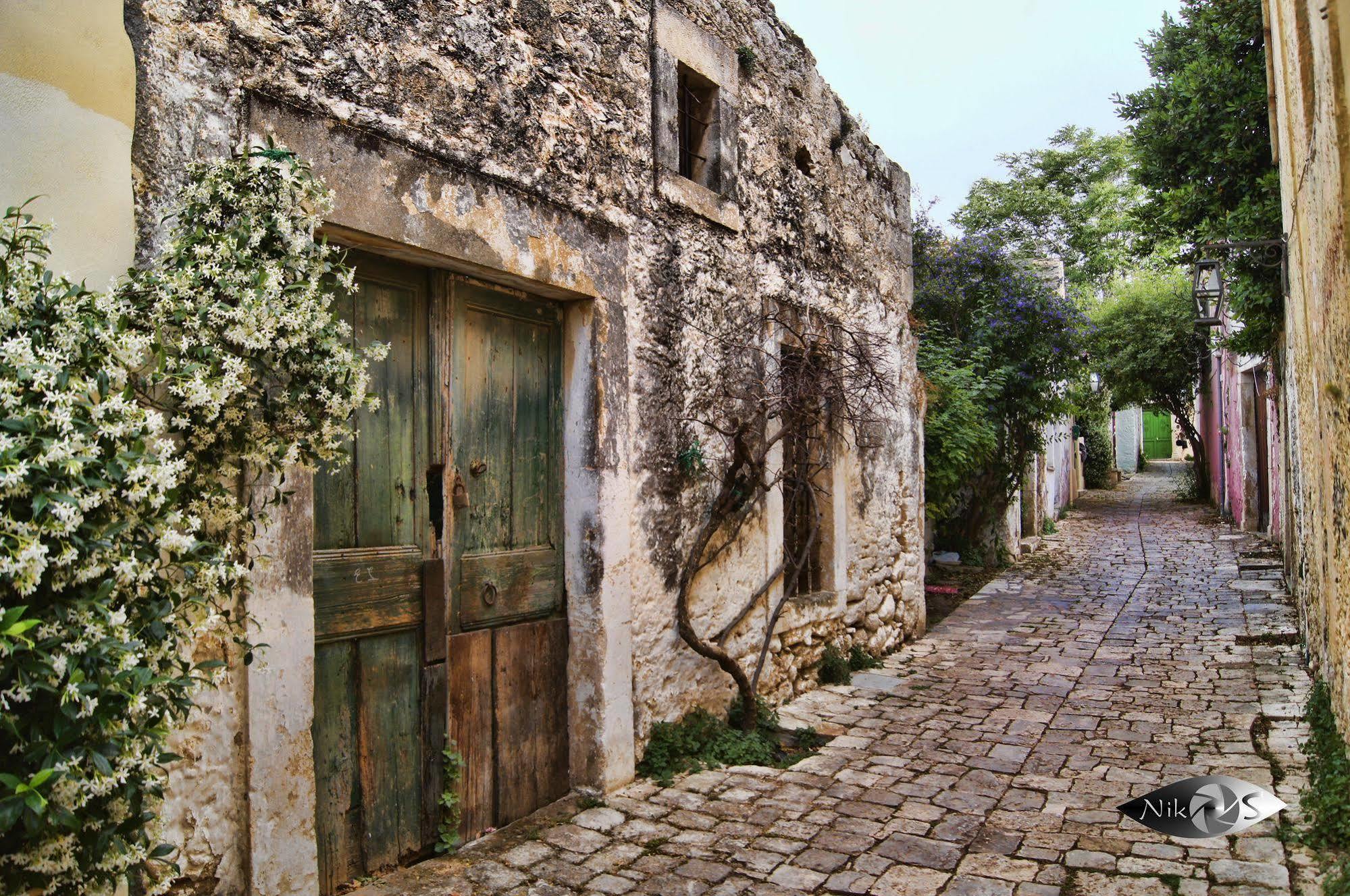 Kalimera Archanes Village Hotel